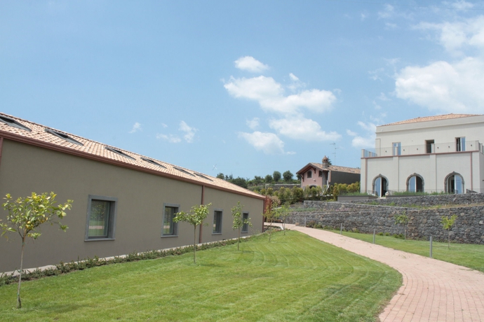Imagen de los exteriores del Hotel Kepos Etna Relais and Spa. Foto 9