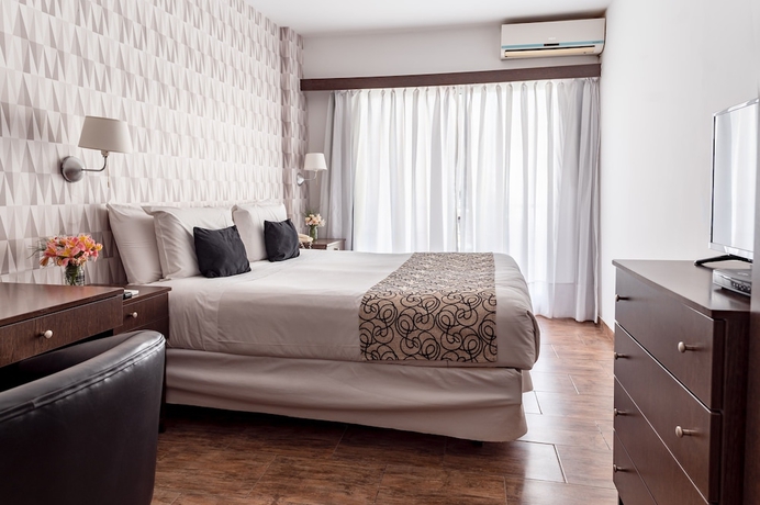 Imagen de la habitación del Hotel Ker Belgrano. Foto 5