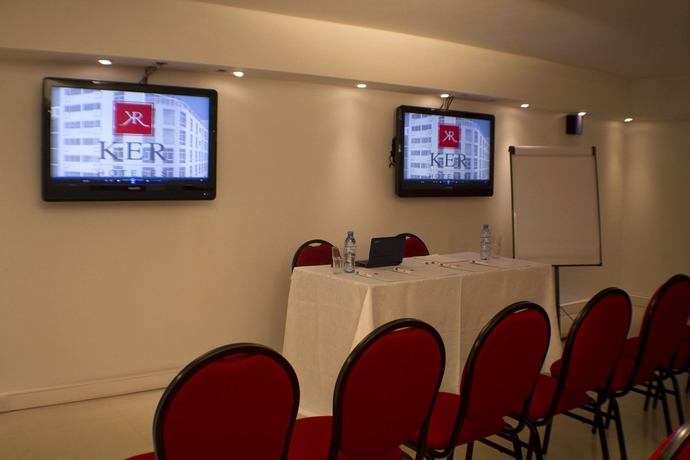 Imagen de los interiores del Hotel Ker Urquiza. Foto 11