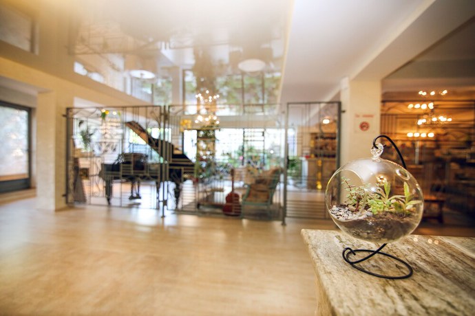 Imagen de los interiores del Hotel Kera. Foto 19