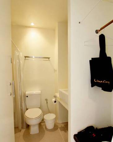 Imagen de la habitación del Hotel Kerala Coco Resort. Foto 8