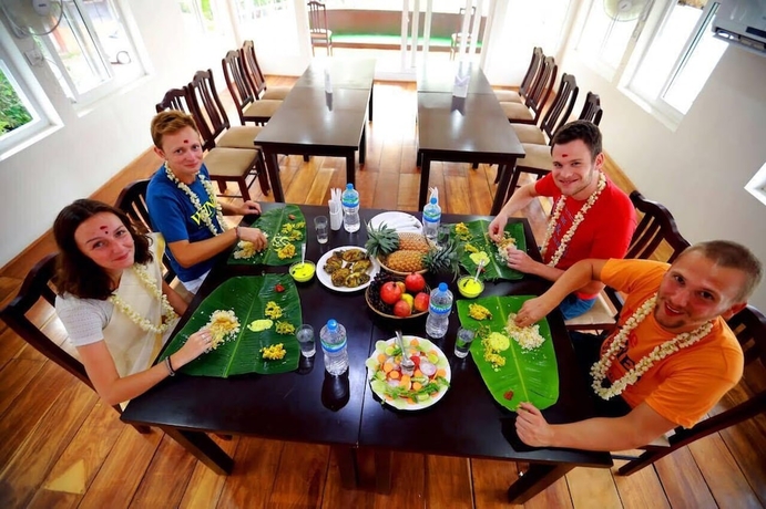 Imagen del bar/restaurante del Hotel Kerala Luxury House Boat. Foto 4