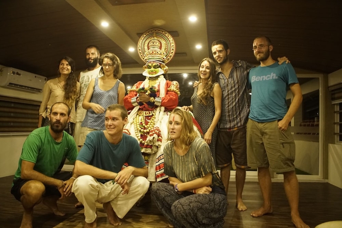 Imagen de los interiores del Hotel Kerala Luxury House Boat. Foto 18