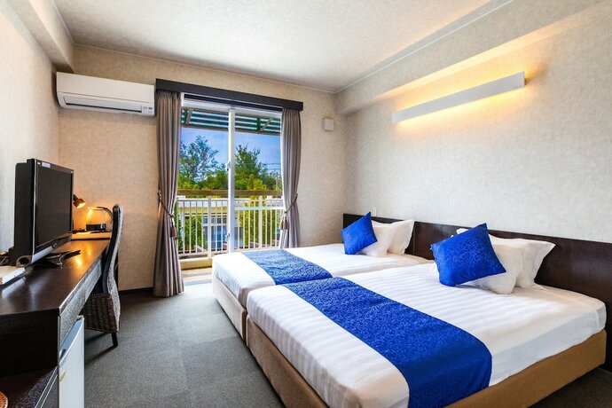 Imagen de la habitación del Hotel Kerama Terrace. Foto 16