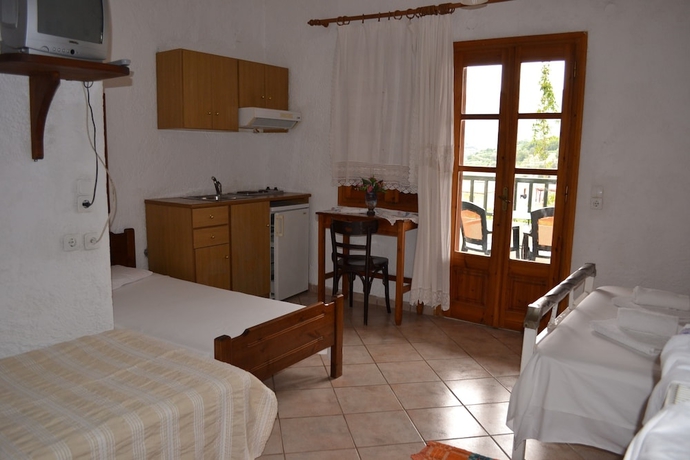 Imagen de la habitación del Hotel Keramos. Foto 7