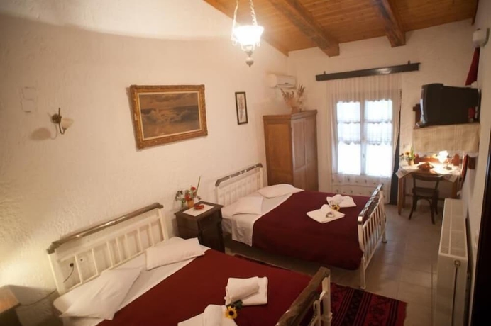 Imagen de la habitación del Hotel Keramos. Foto 11