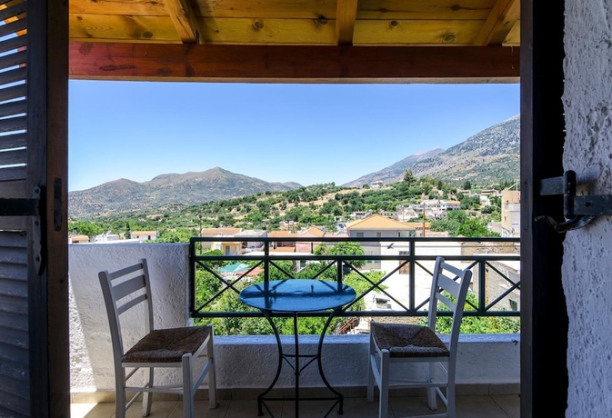 Imagen de la habitación del Hotel Keramos. Foto 14