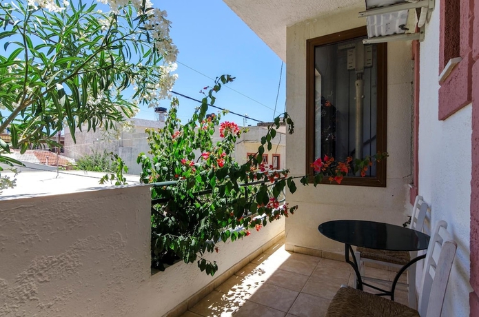 Imagen de la habitación del Hotel Keramos. Foto 15