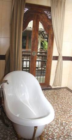 Imagen general del Hotel Keraton Inn. Foto 14