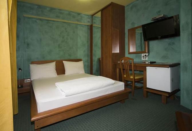 Imagen de la habitación del Hotel Kerber Podgorica. Foto 4