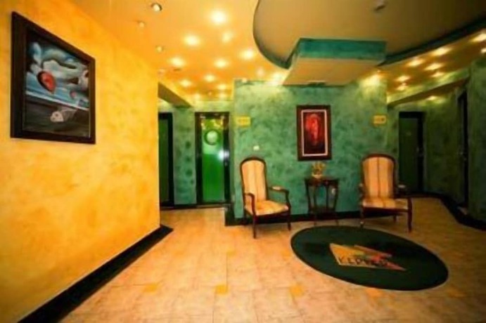 Imagen de los interiores del Hotel Kerber Podgorica. Foto 19