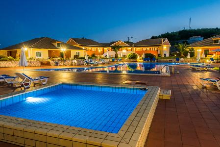 Imagen de la piscina del Hotel Keri Village and Spa By Zante Plaza - Adults Only - All Inclusive. Foto 14