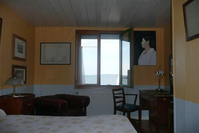 Imagen de la habitación del Hotel Kermoor. Foto 2