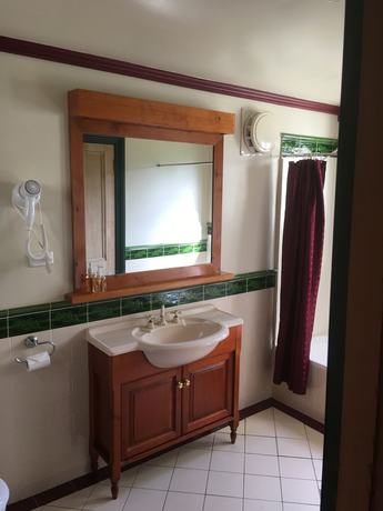 Imagen de la habitación del Hotel Kerrellie Cottages. Foto 13