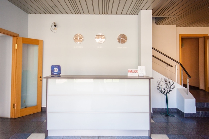 Imagen de los interiores del Hotel Kert. Foto 17