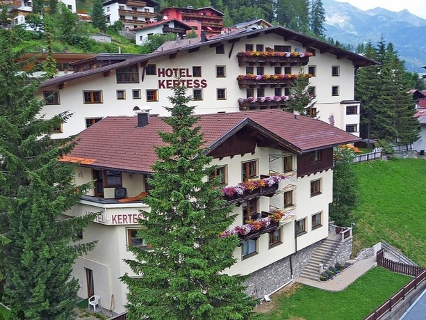 Imagen general del Hotel Kertess. Foto 6
