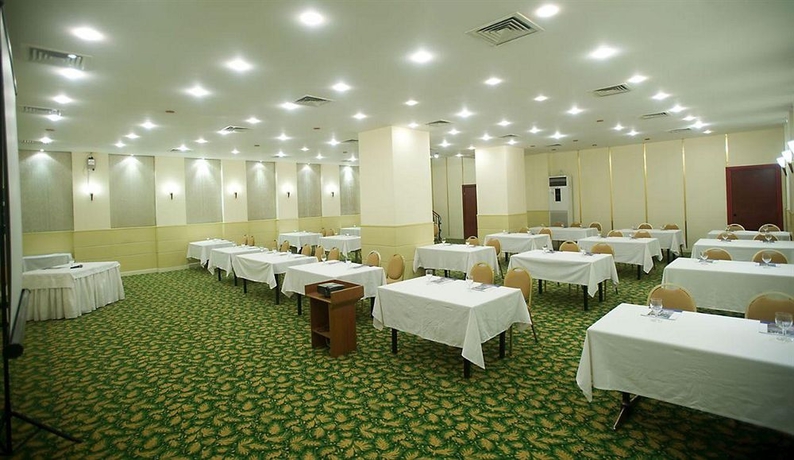 Imagen de los interiores del Hotel Kervansaray Bursa City. Foto 13