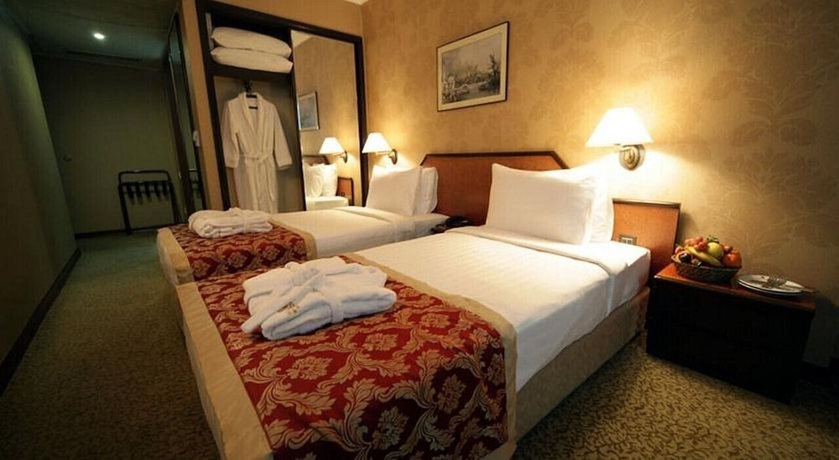 Imagen de la habitación del Hotel Kervansaray Istanbul. Foto 10