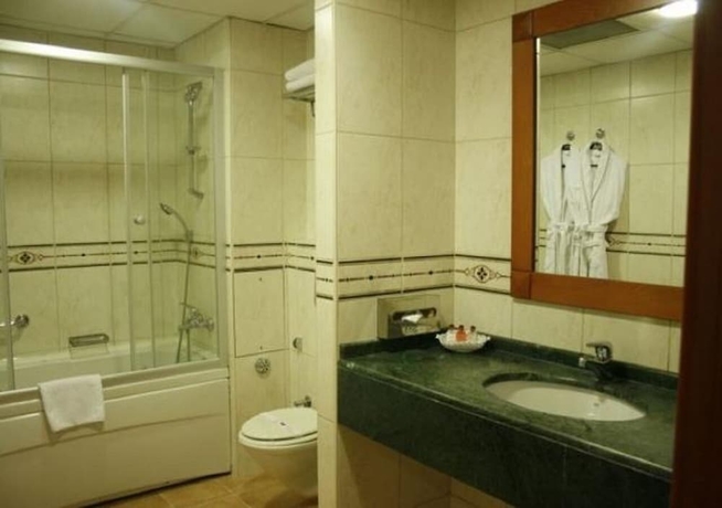 Imagen de la habitación del Hotel Kervansaray Istanbul. Foto 17