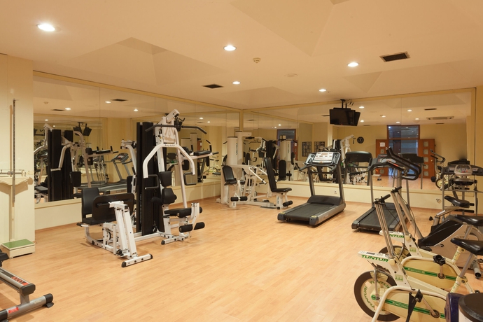 Imagen de los interiores del Hotel Kervansaray Thermal Convention Center and Spa. Foto 9