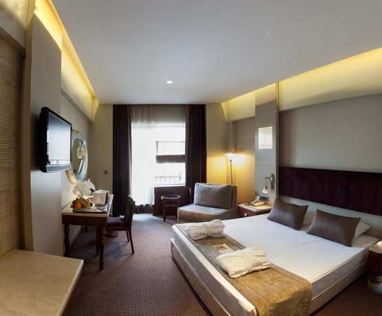 Imagen de la habitación del Hotel Kervansaray Thermal Convention Center and Spa. Foto 4