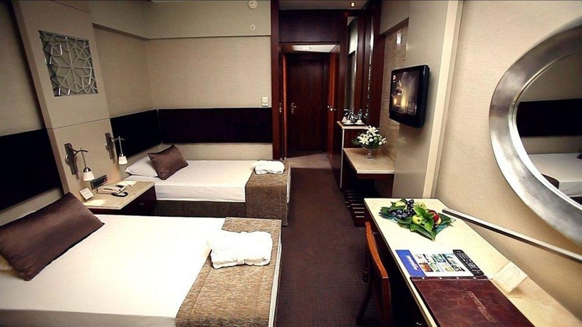 Imagen de la habitación del Hotel Kervansaray Thermal Convention Center and Spa. Foto 5