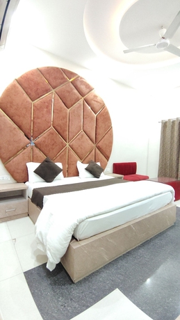 Imagen de la habitación del Hotel Kesar. Foto 8