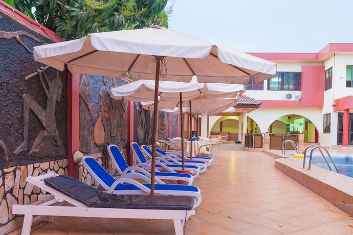 Imagen de la piscina del Hotel Kesdem. Foto 18