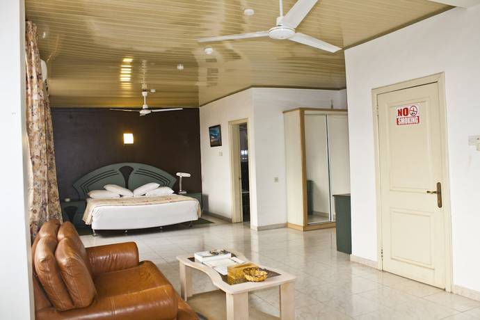 Imagen de la habitación del Hotel Kesdem. Foto 10