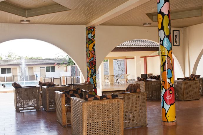 Imagen del bar/restaurante del Hotel Kesdem. Foto 5