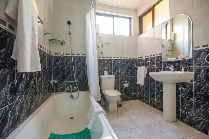 Imagen de la habitación del Hotel Kesdem. Foto 14