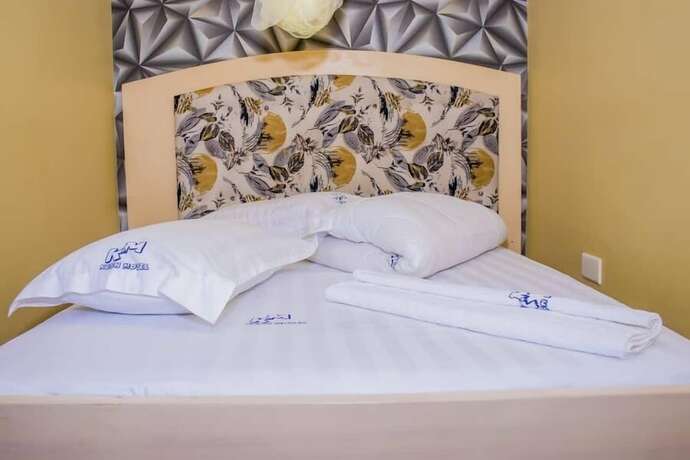 Imagen de la habitación del Hotel Kesh Motel. Foto 15