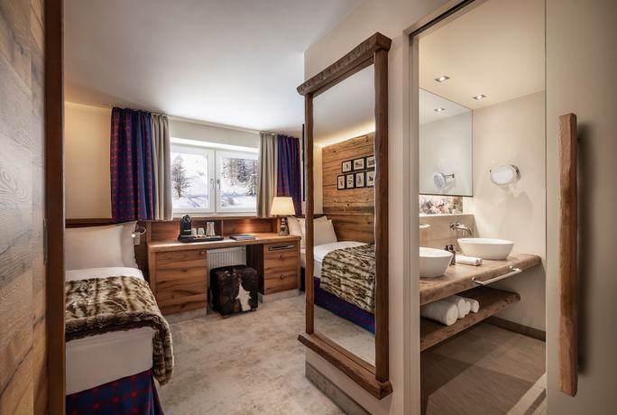 Imagen de la habitación del Hotel Kesselspitze Valamar Collection Superior. Foto 15