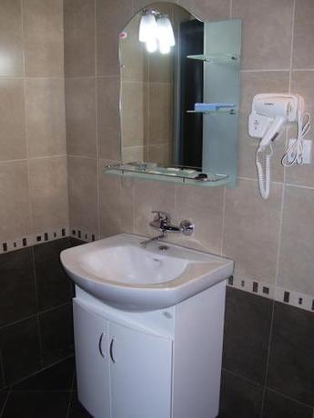 Imagen de la habitación del Hotel Kestenite Family. Foto 18