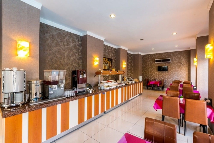 Imagen del bar/restaurante del Hotel Ketenci. Foto 2