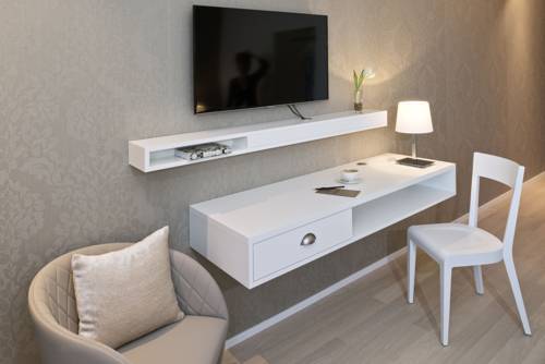 Imagen de la habitación del Hotel Kettenbr&uuml;cke. Foto 10