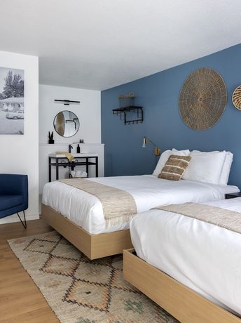 Imagen de la habitación del Hotel Kettle Valley Beach Resort. Foto 3