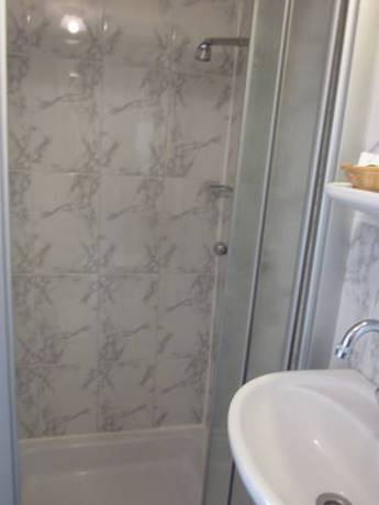 Imagen de la habitación del Hotel Keur. Foto 4