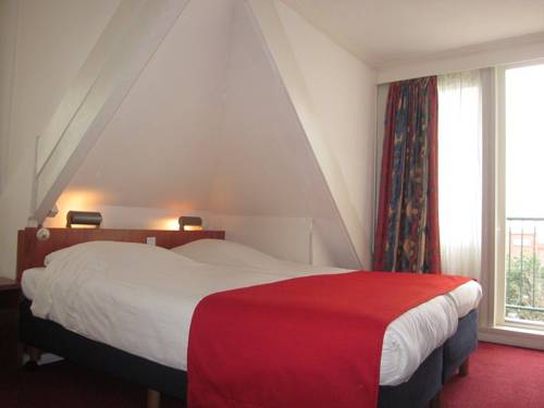 Imagen de la habitación del Hotel Keur. Foto 9