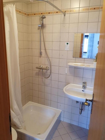 Imagen de la habitación del Hotel Kevin. Foto 11