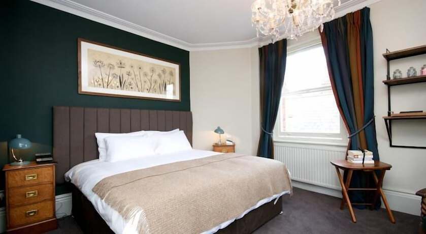 Imagen de la habitación del Hotel Kew Gardens. Foto 3