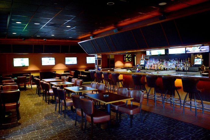 Imagen del bar/restaurante del Hotel Kewadin Sault Ste Marie. Foto 3