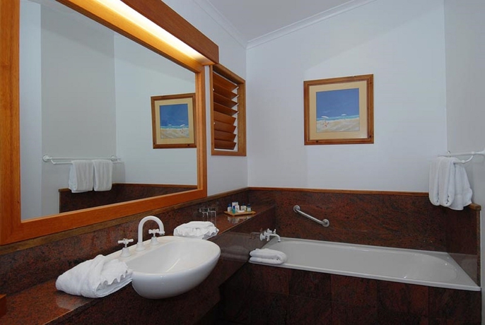 Imagen de la habitación del Hotel Kewarra Beach Resort and Spa. Foto 3