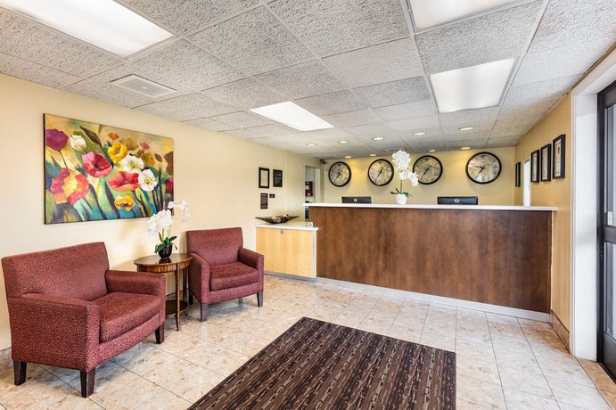 Imagen de los interiores del Hotel Key Inn And Suites. Foto 20