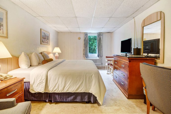 Imagen de la habitación del Hotel Key Largo Inn. Foto 13