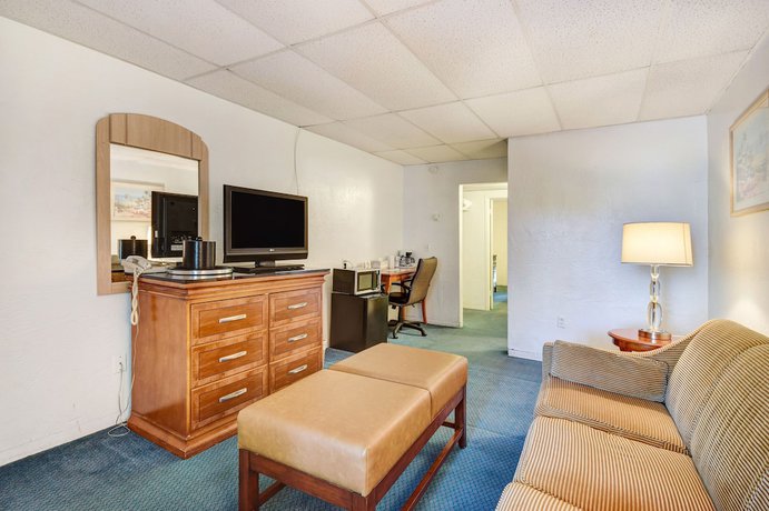 Imagen de la habitación del Hotel Key Largo Inn. Foto 15