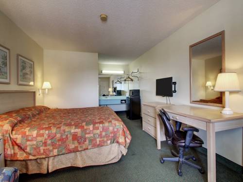 Imagen de la habitación del Hotel Key West Inn - Cookeville. Foto 8