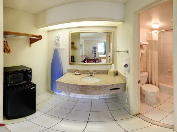Imagen de la habitación del Hotel Key West Inn - Newport News. Foto 3