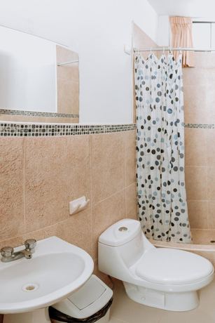 Imagen de la habitación del Hotel Keylas. Foto 8