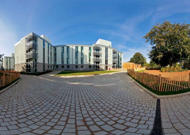 Imagen del bar/restaurante del Hotel Keynes College-university Of Kent. Foto 2
